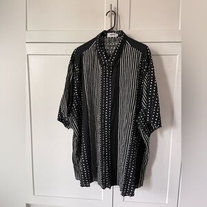 Vatpave/ Short Sleeve Button Down Shirt/ Black Stripe/ Size XXXL